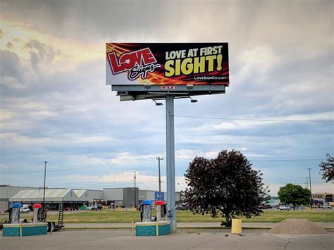 Oshkosh Billboard Costs .